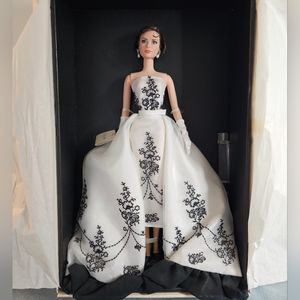 Audrey Hepburn Barbie Silkstone Gold Label 2012 Mattel